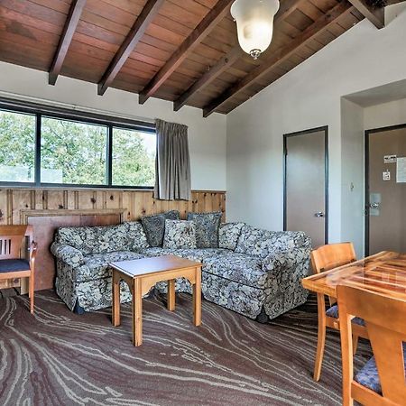 Burkesville Apt With Deck, Views And Pool Access! Exteriör bild